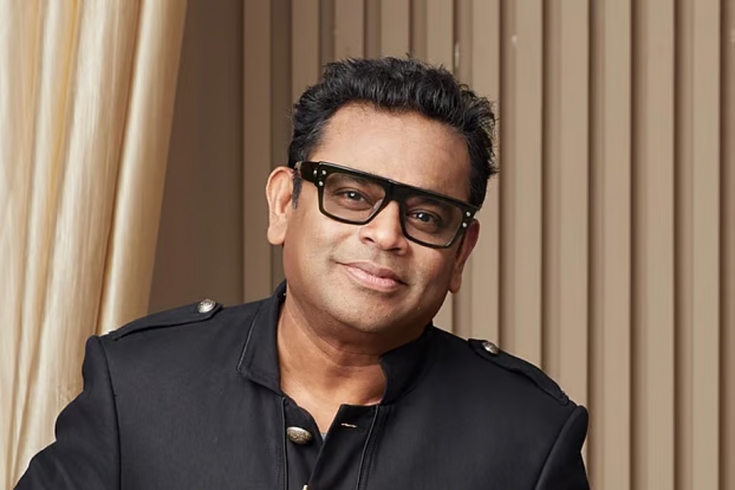 বুকে ব্যথা নিয়ে হাসপাতালে ভর্তি আর রাহমান